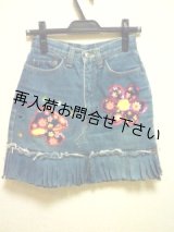 画像: フラワーアップリケリメイクデニムミニスカート